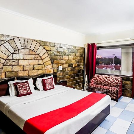 Hotel Oscar Regency Панчкула Екстер'єр фото