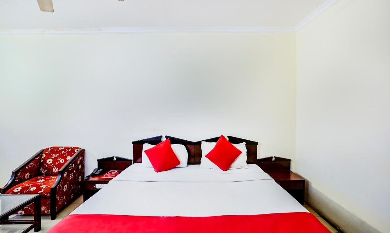 Hotel Oscar Regency Панчкула Екстер'єр фото
